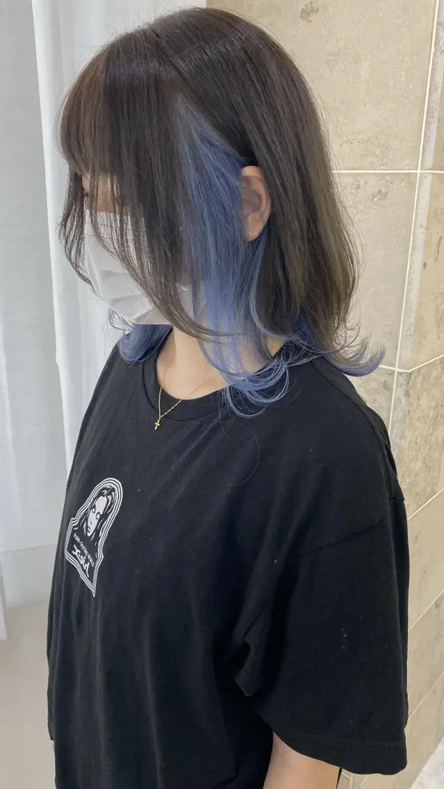 ミディアム 二上 怜のヘアスタイル