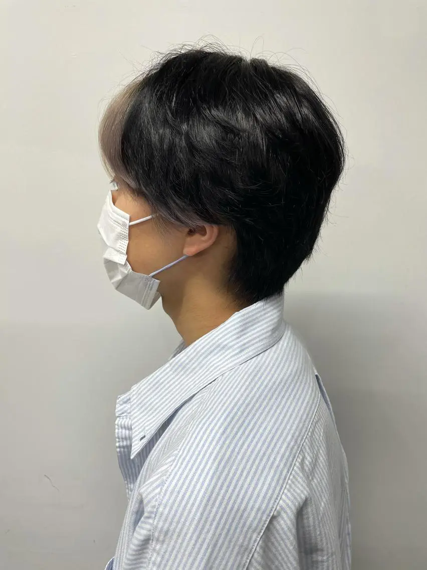 ショート カラー ヘアアレンジ メンズ カット トリートメント ヘッドスパ ヘアセット スパイキー/フェザー /波巻き/かいとのヘアスタイル