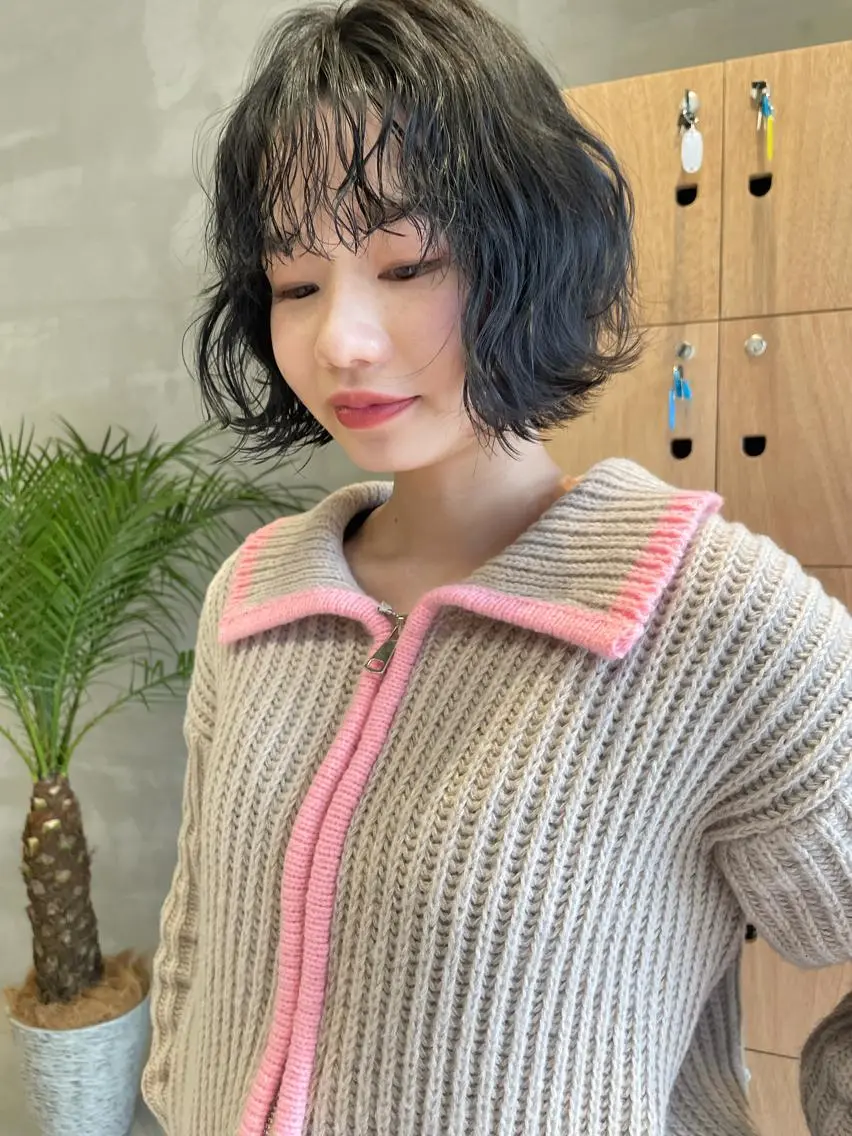 カラー wewe: momoeのヘアスタイル