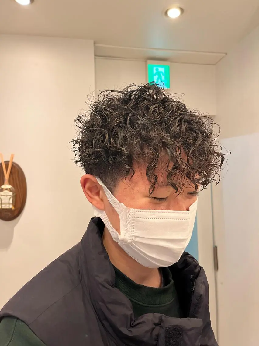 ショート パーマ メンズ カット パーマ 香取 康平のヘアスタイル