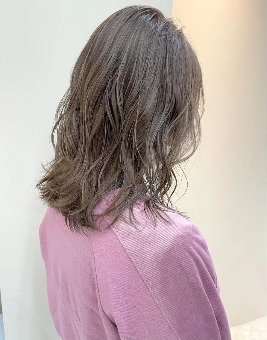 ミディアム YUKI / レイヤーカット🤍のヘアスタイル