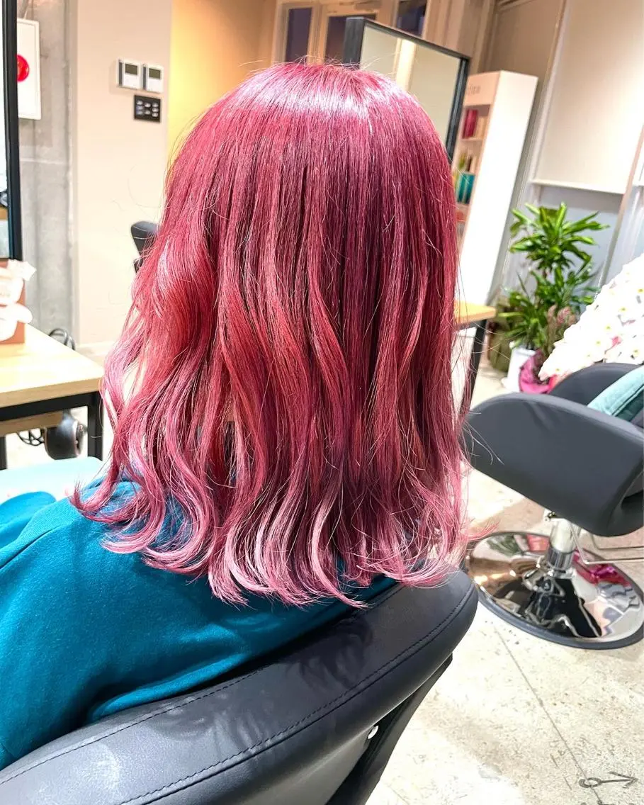 ミディアム カラー カット ヘアカラー トリートメント ✨髪質改善/ハイトー ン/艶髪高山のヘアスタイル