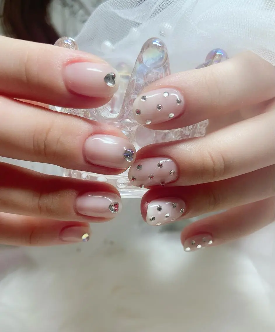 ネイル ハンドネイル ＆ME アンドミーのネイルデザイン