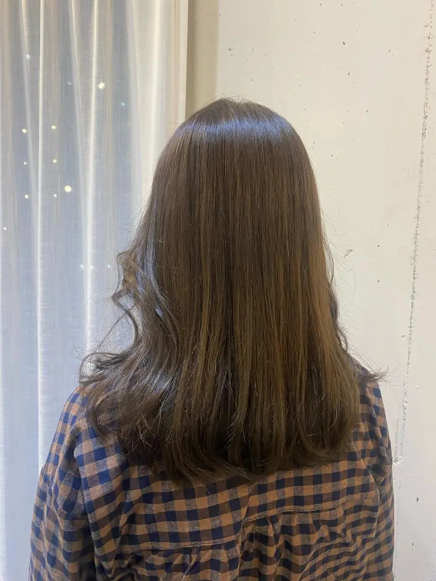 セミロング . SHIZUKAのヘアスタイル