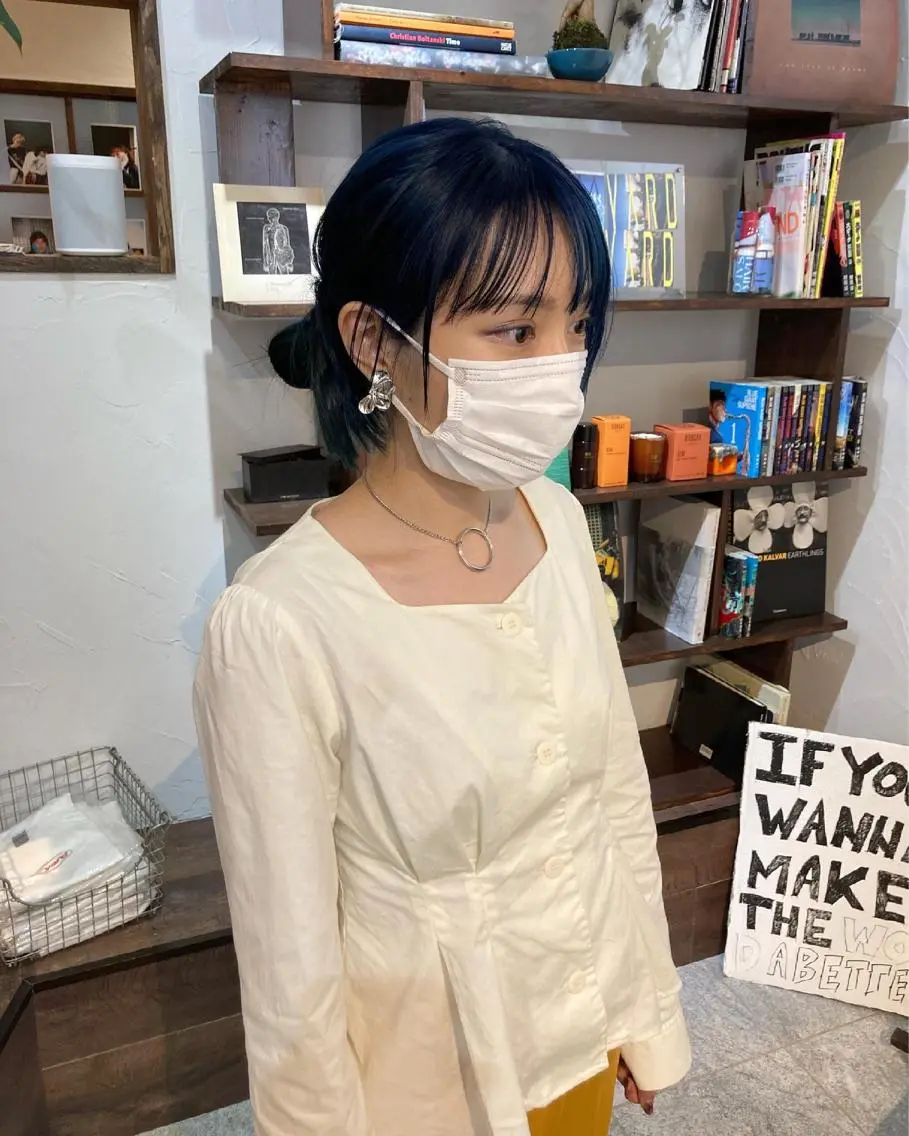 セミロング 金田 夏野のヘアスタイル