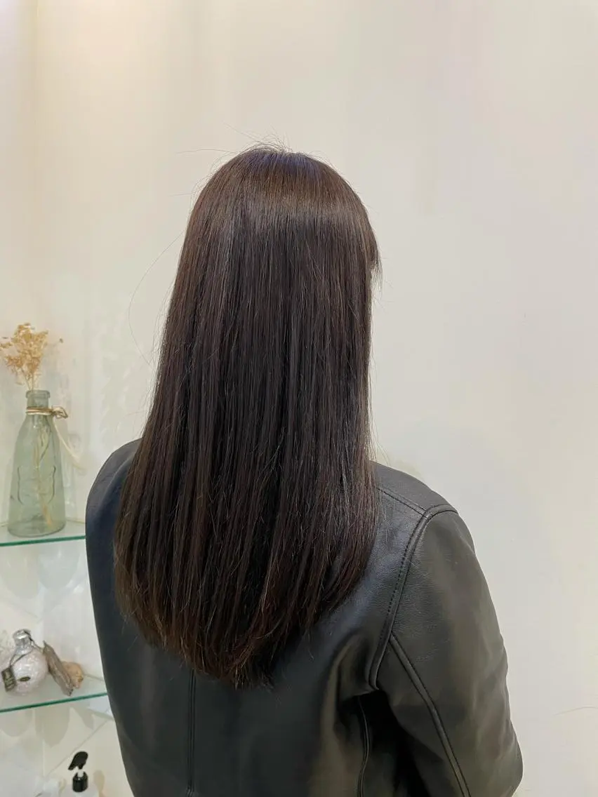 カラー ブリーチ 透明感カラー 髪質改善カラー🤍 エクステ✨君島由実子のヘアスタイル
