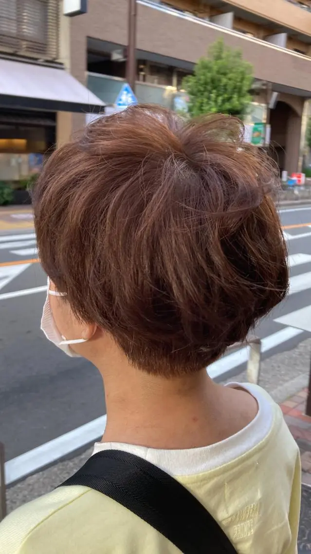 ショート カラー ヘアカラー トリートメント CoCooN Hiromiのヘアスタイル