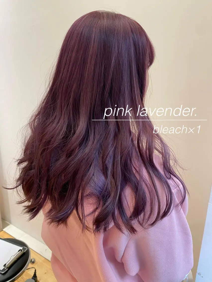 セミロング カラー ブリーチ 小林 夢羽のヘアスタイル