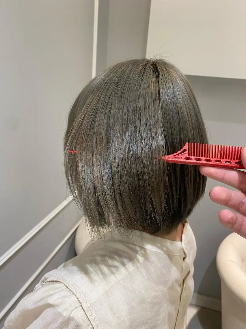 ショート 美髪矯正透明感カラー 江川 和輝のヘアスタイル