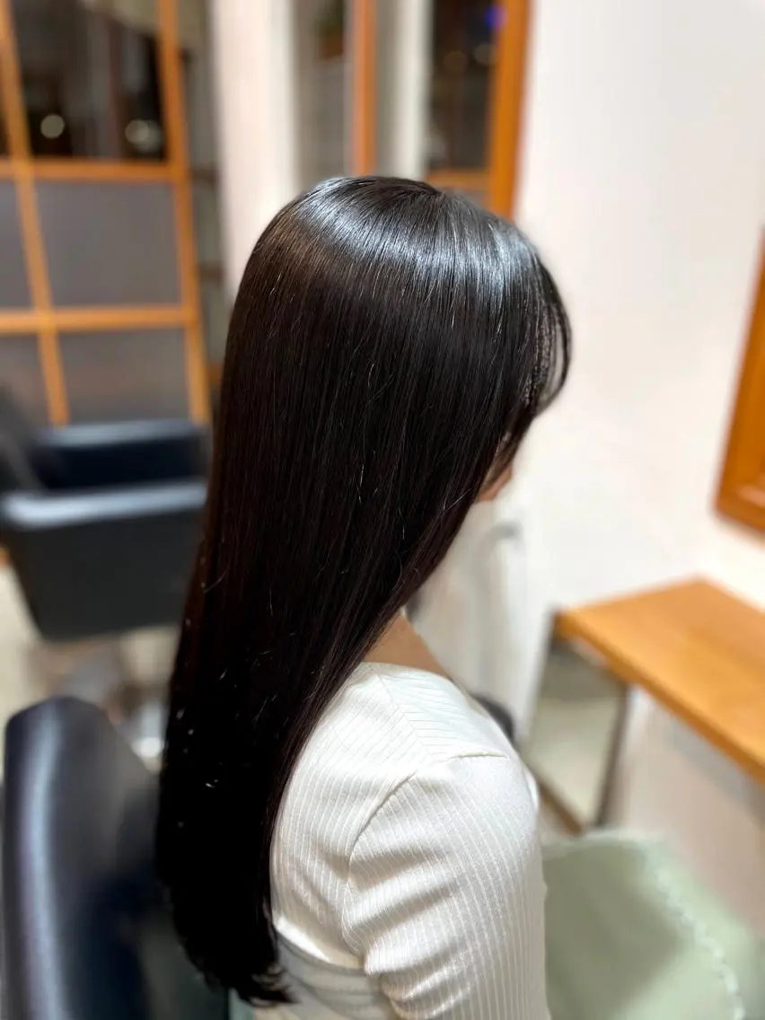ロング 💛🤍U too e’s /店長🧸のヘアスタイル