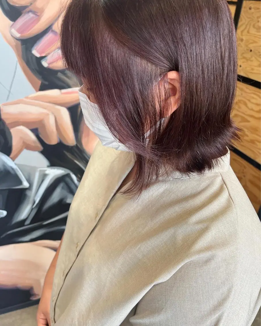 セミロング カラー パーマ ヘアアレンジ メンズ キッズ ネイル マツエク・マツパ アイブロウ メンズパーマ セミロングパーマ ブラウンカラー ケアカラー 透明感カラー 久木原 ゆりのヘアスタイル
