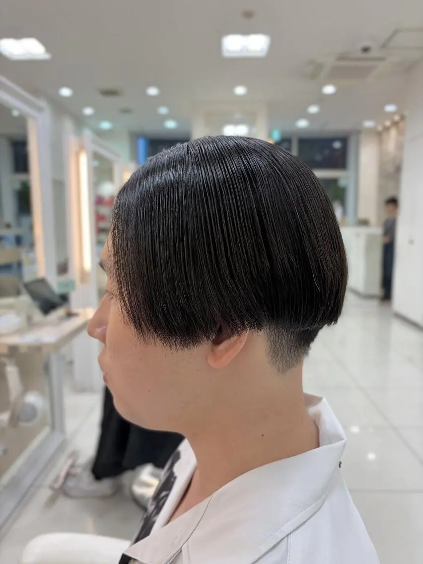 メンズ カット 縮毛矯正 ✨圧倒的ツヤ髪✨ 縮毛矯正👑間宮👑のヘアスタイル