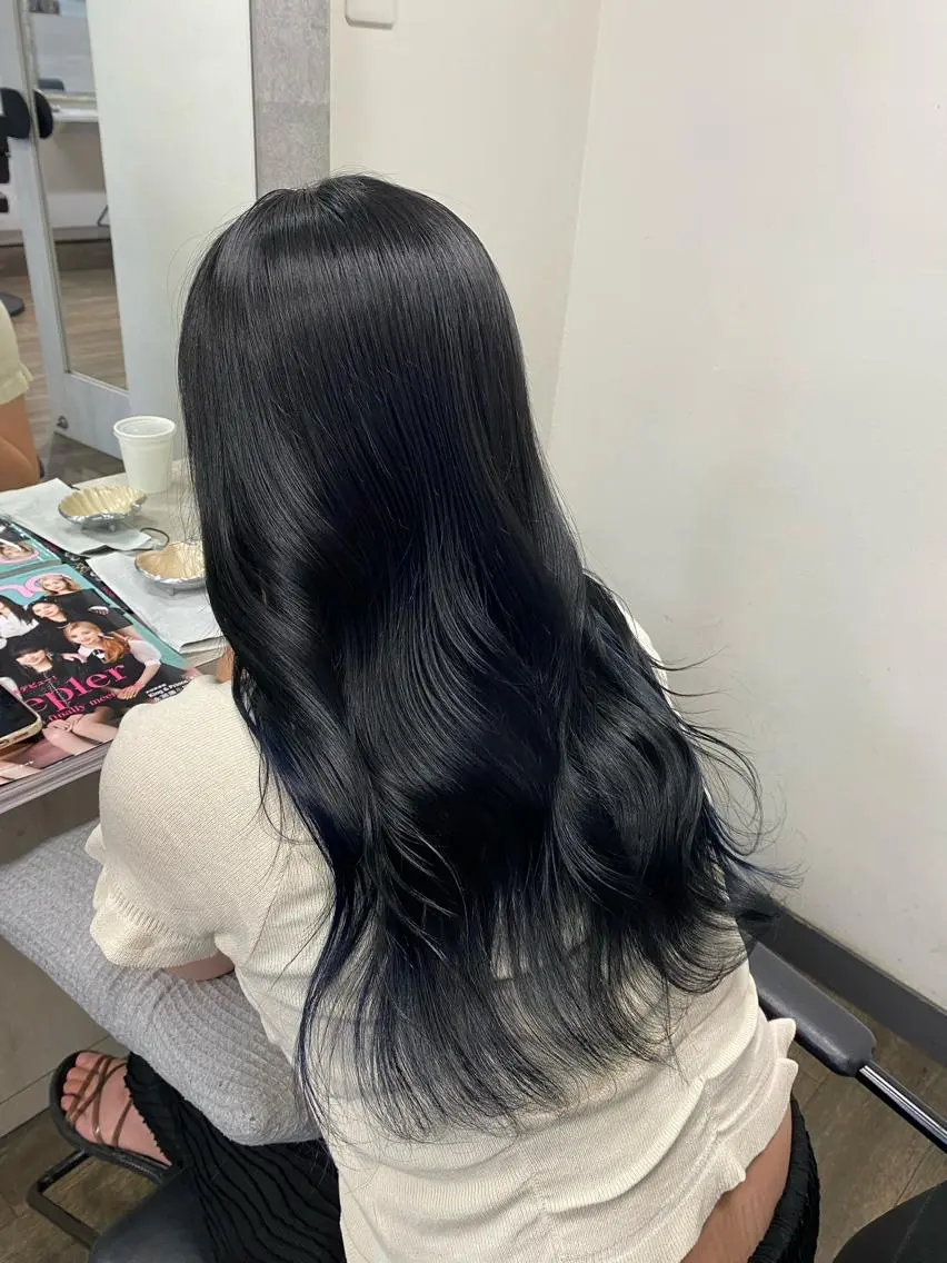 ロング 檜谷 晴　顔周りカットのヘアスタイル