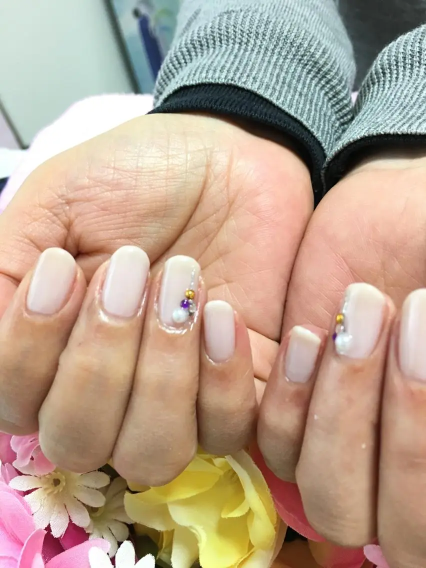 ショート ミディアム セミロング ロング カラー パーマ ヘアアレンジ キッズ ネイル マツエク・マツパ シンプルネイル フェリーチェ瑞江店 新山のネイルデザイン