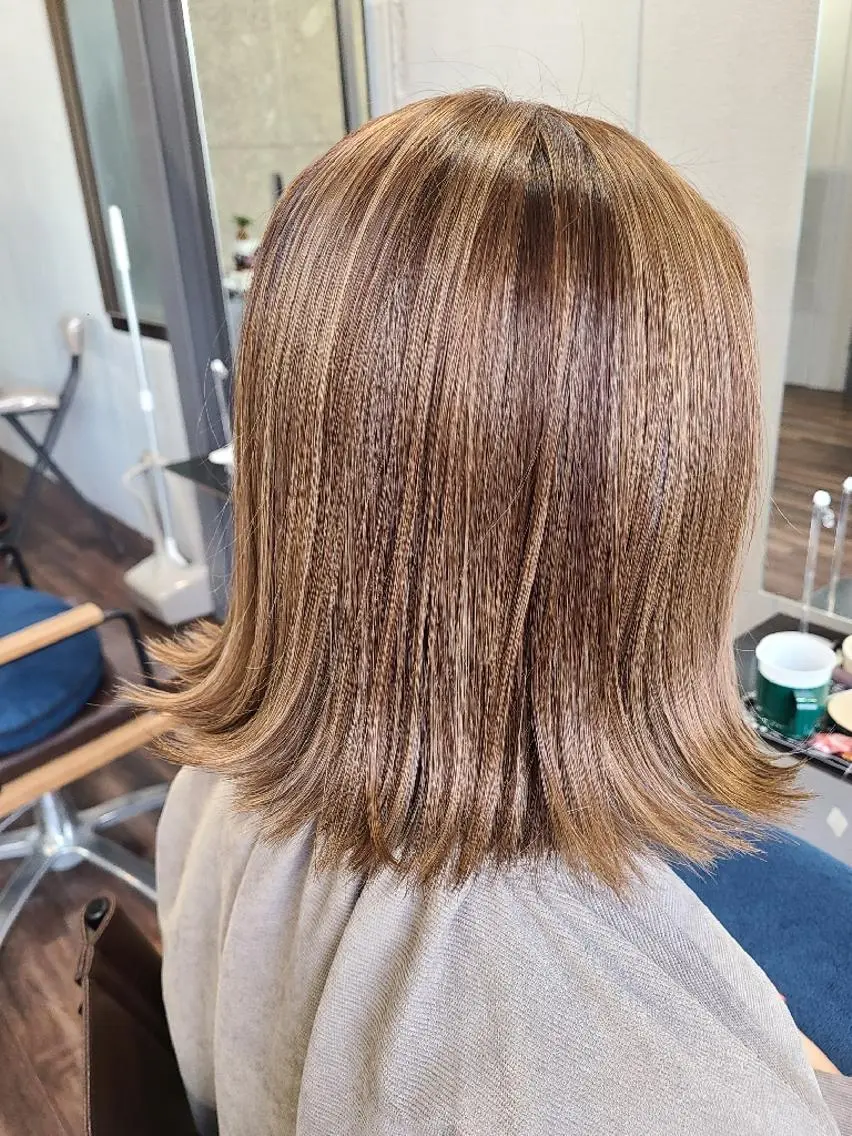 ミディアム カラー ヘアアレンジ 透明感カラー ハイライトカラー ハイライト カット ヘアカラー トリートメント terra✂️川嶋 大輔のヘアスタイル