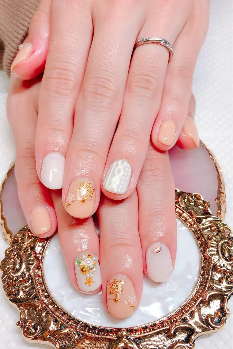 ネイル アートネイル ハンドネイル CROWN プライベートサロンのネイルデザイン