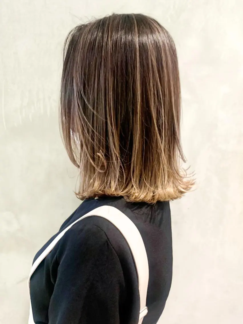 ミディアム カラー パーマ ヘアアレンジ アッシュ ベージュカラー ITbyALBUM 中野店のヘアスタイル