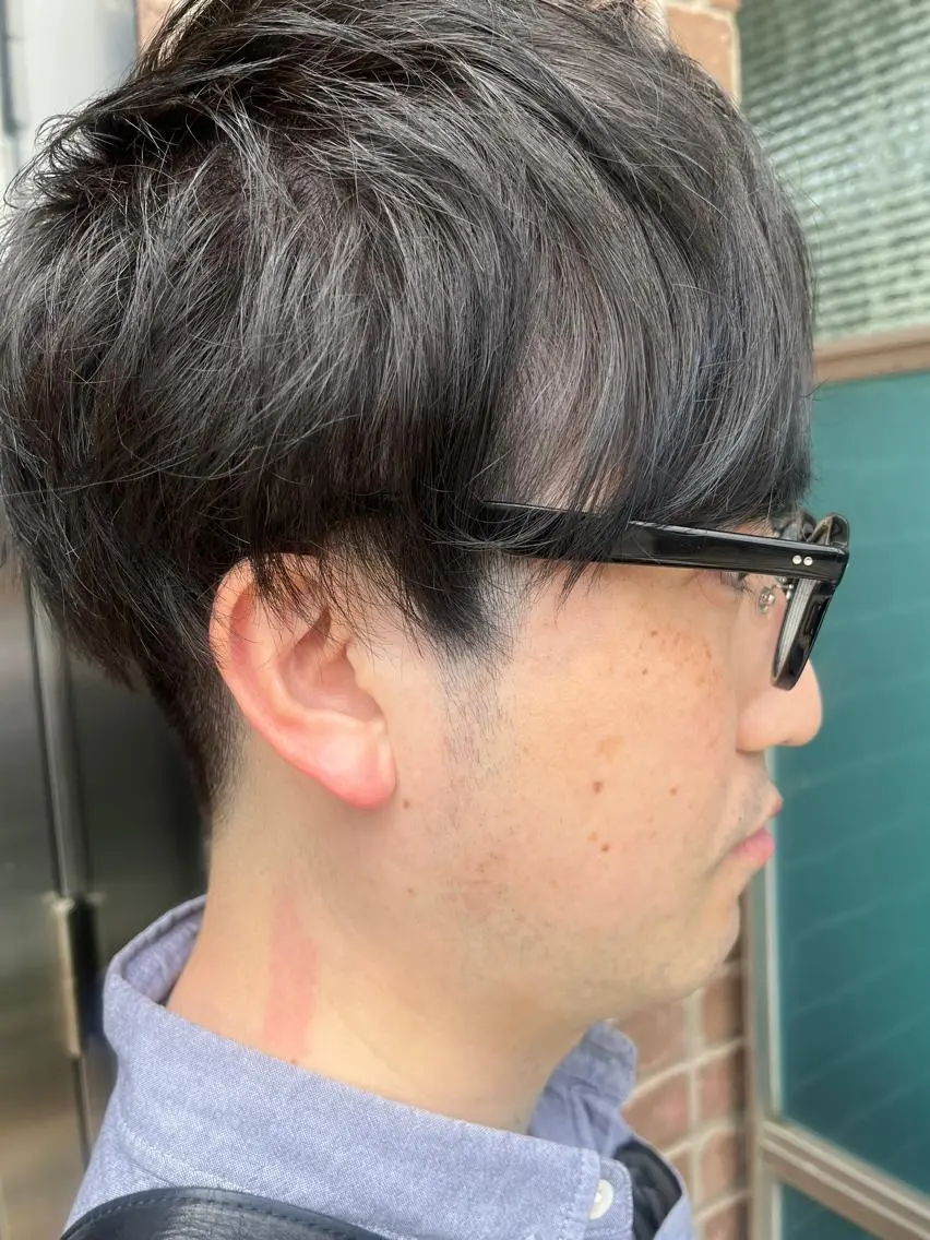 セミロング カラー パーマ ヘアアレンジ メンズ キッズ ネイル マツエク・マツパ アイブロウ メンズブリーチ メンズハイライト メンズインナーカラー メンズ韓国風 ブリーチ ヘッドスパ 久木原 ゆりのヘアスタイル