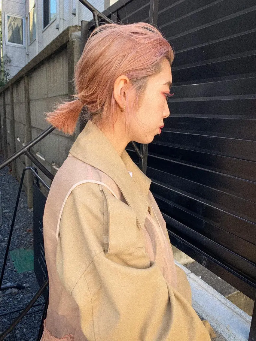 ショート カラー ブリーチ ケアブリーチ ピンクカラー 柔らかブラウン/顔周 りレイヤー♡ユウシのヘアスタイル