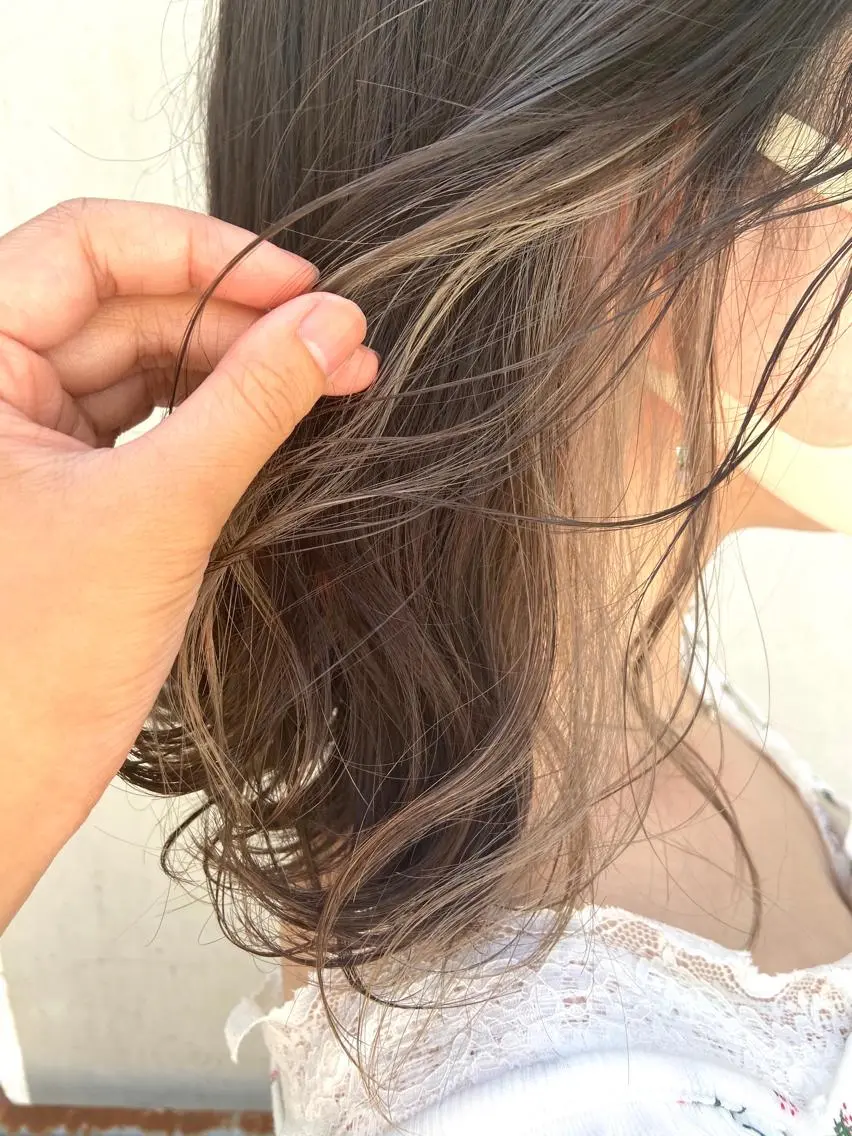 セミロング カラー 【カラーリスト】 Likka.のヘアスタイル