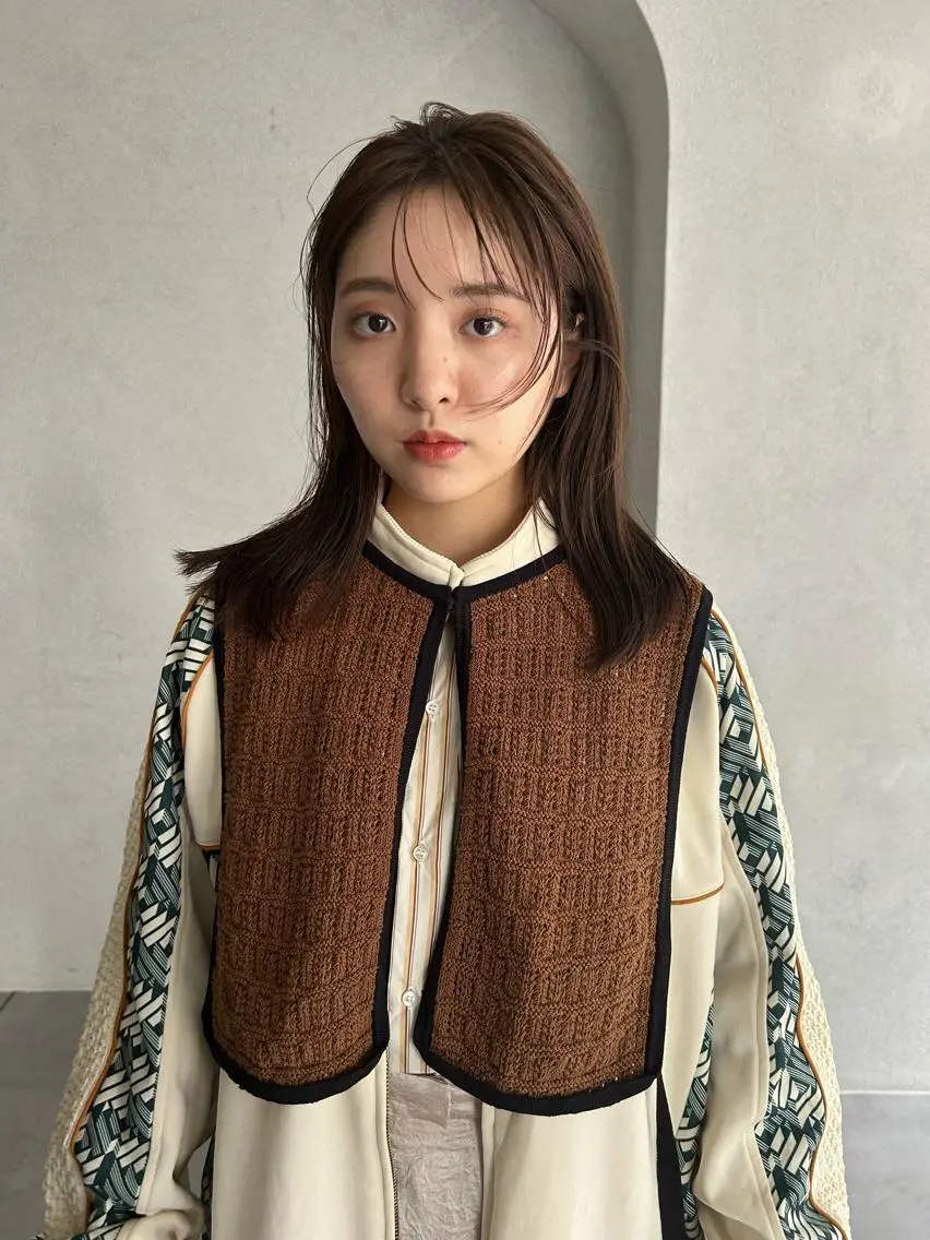 ミディアム 津葉井 麗奈のヘアスタイル