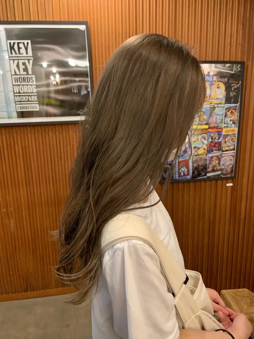 ロング アオキ サキ💫のヘアスタイル