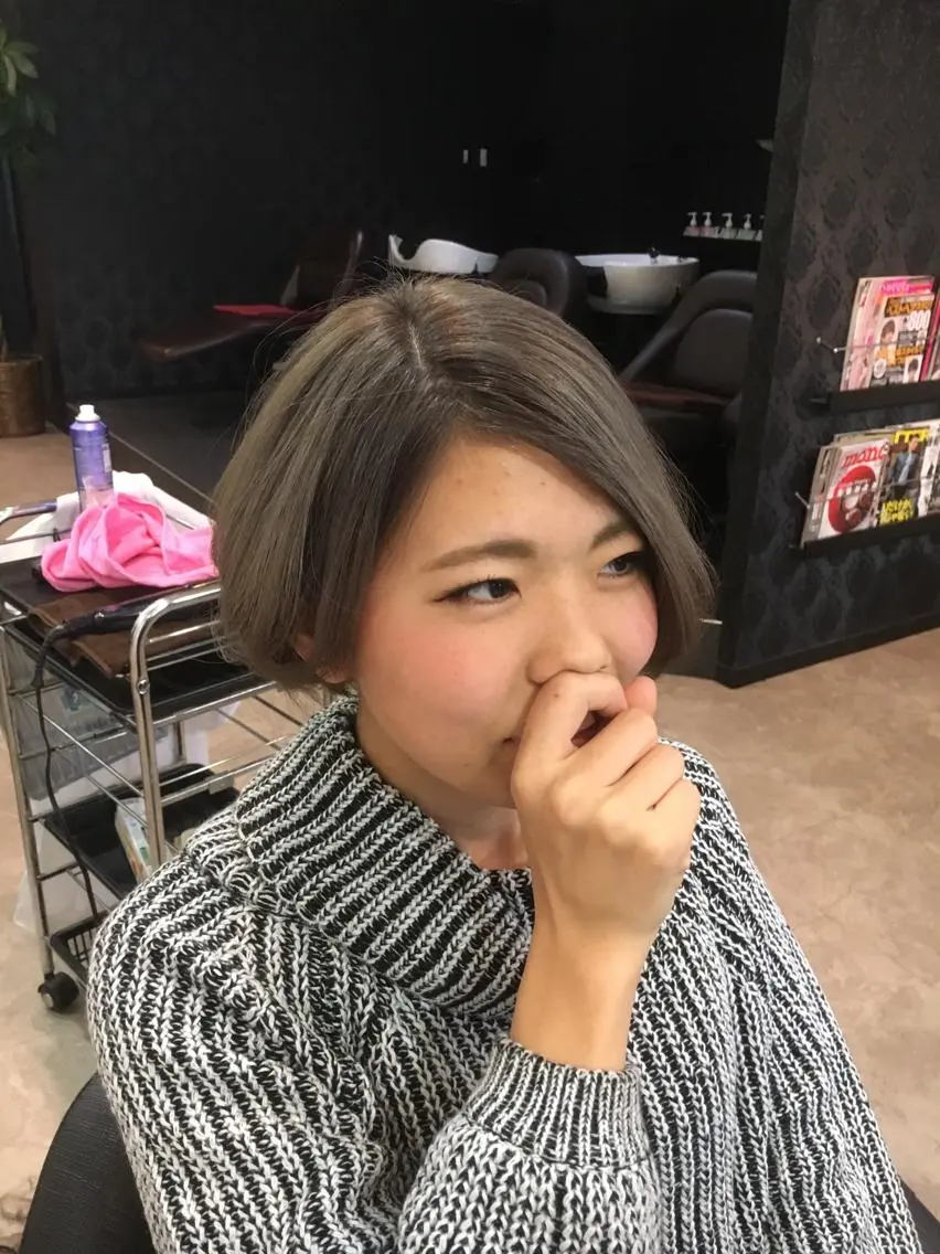 ミディアム カラー ブリーチ グレージュ パーマPrivate SalonNoa名駅のヘアスタイル