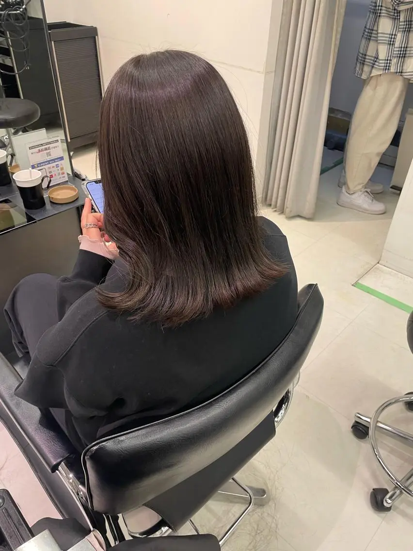 セミロング カラー キッズ カット ヘアカラー トリートメント オトナヘア🌸 harukaのヘアスタイル