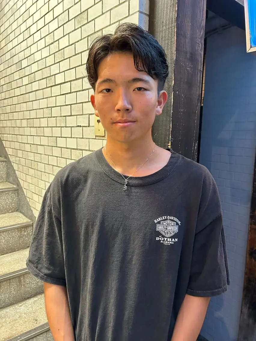 ショート メンズ メンズブリーチ メンズハイライト メンズインナーカラー メンズパーマ プードルパーマ カット 💈メンズ短髪特化 ✂︎伊藤大輝💈のヘアスタイル