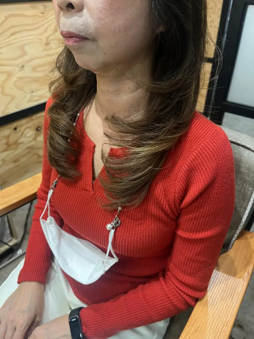 ロング カラー パーマ ヘアアレンジ メンズ キッズ ネイル マツエク・マツパ アイブロウ 久木原 ゆりのヘアスタイル