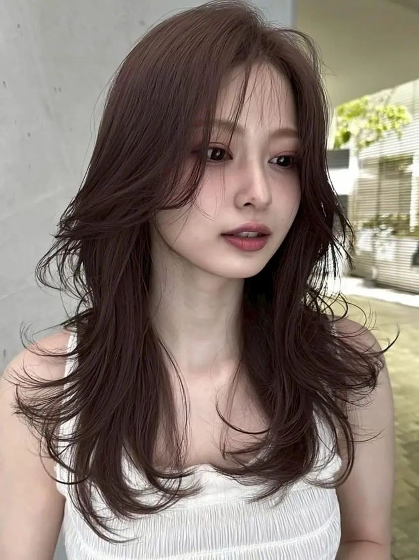 ロング カラー Seleneキズナ ワンカラー/ブリーチのヘアスタイル