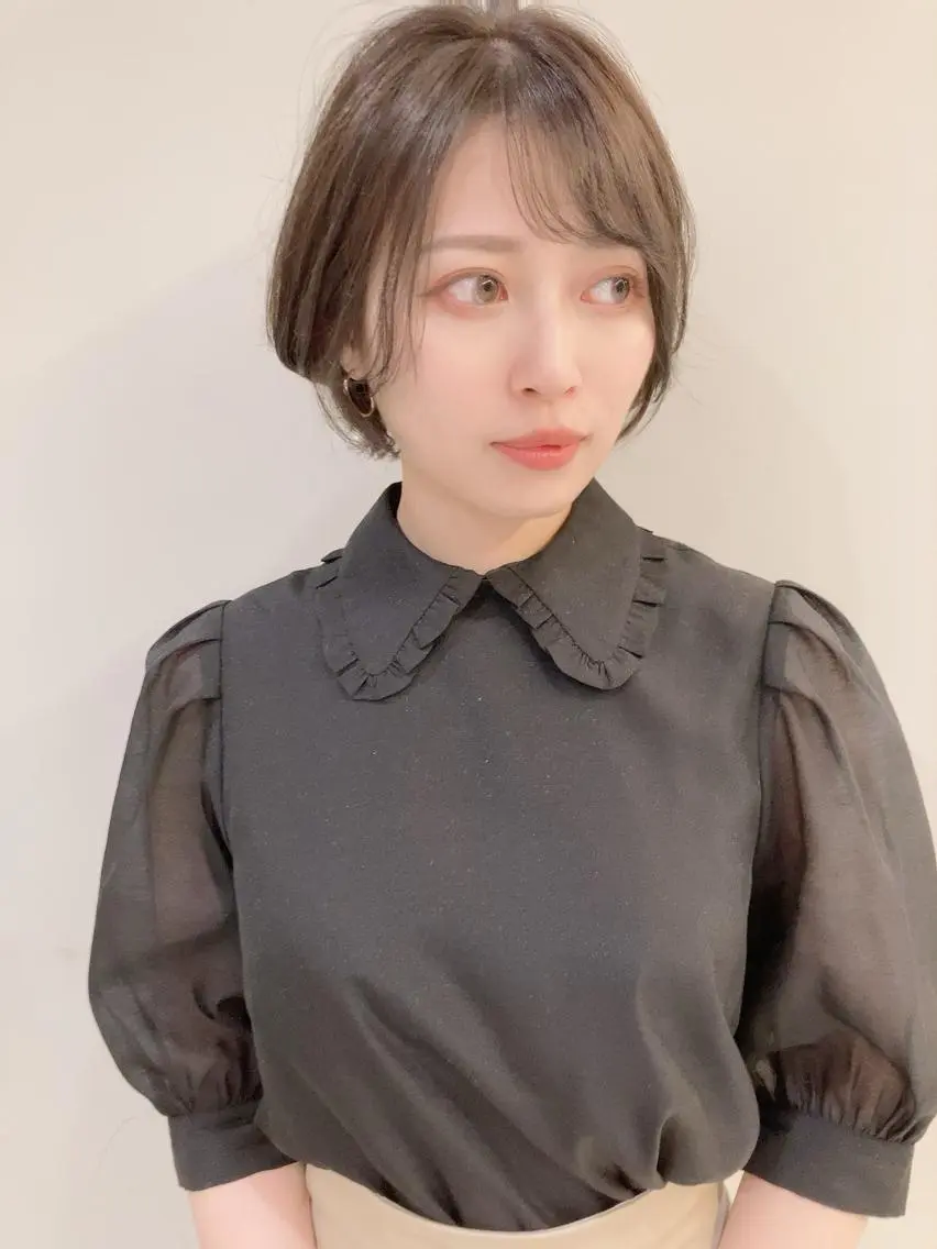 ショート パーマ ショートヘア デザインカラー🌼 松原 寿花のヘアスタイル