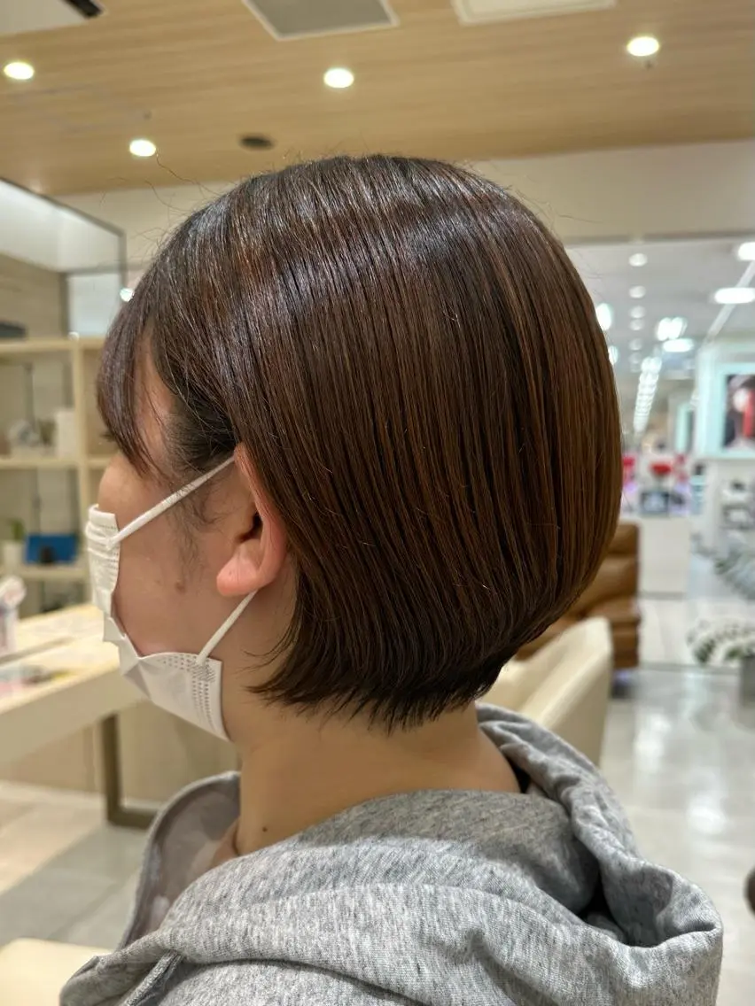 ショート 神田 桃菜のヘアスタイル