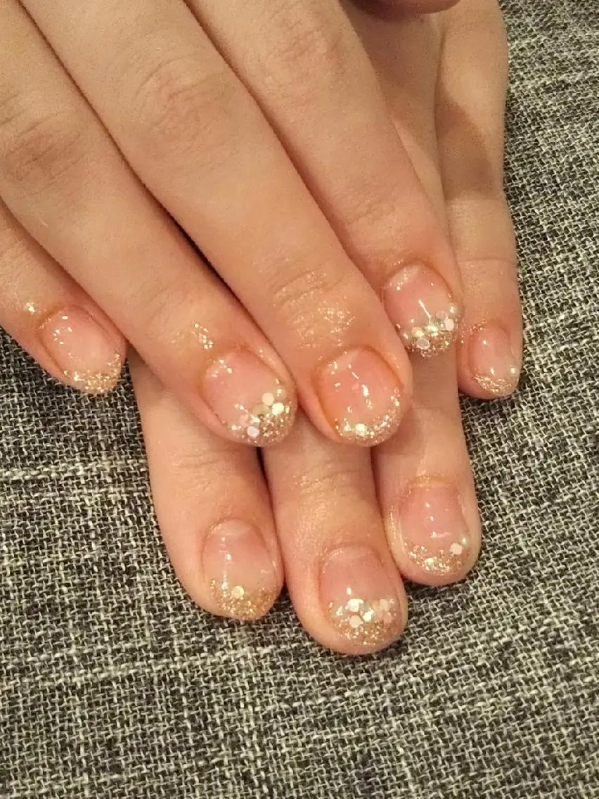 ネイル フレンチネイル キラキラネイル ハンドネイル private salon mieのネイルデザイン