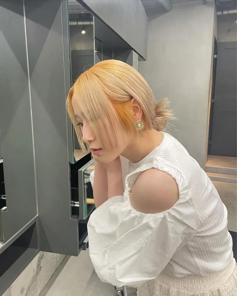 ミディアム カラー カット ヘアカラー トリートメント 佐伯 和佳のヘアスタイル