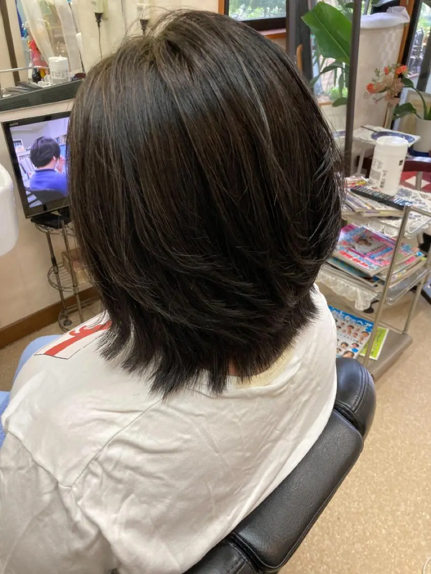 ミディアム カラー 石塚 浩のヘアスタイル