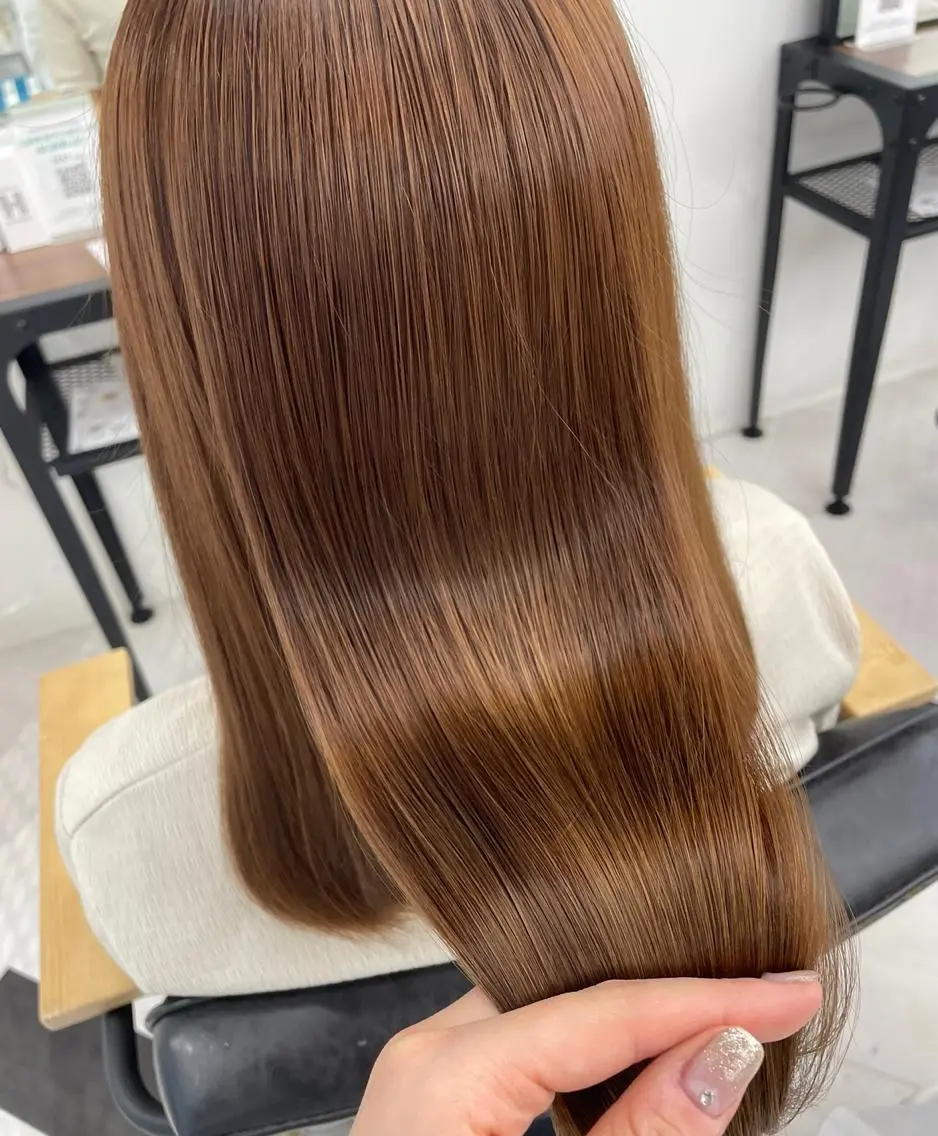 ミディアム カラー パーマ ヘアアレンジ メンズ キッズ ネイル マツエク・マツパ アイブロウ ブラウン mona/ ストレートスタイル✨のヘアスタイル