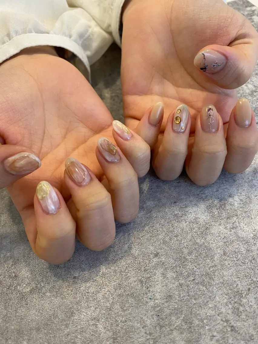 ネイル ハンドネイル 【LINON】 airiのネイルデザイン