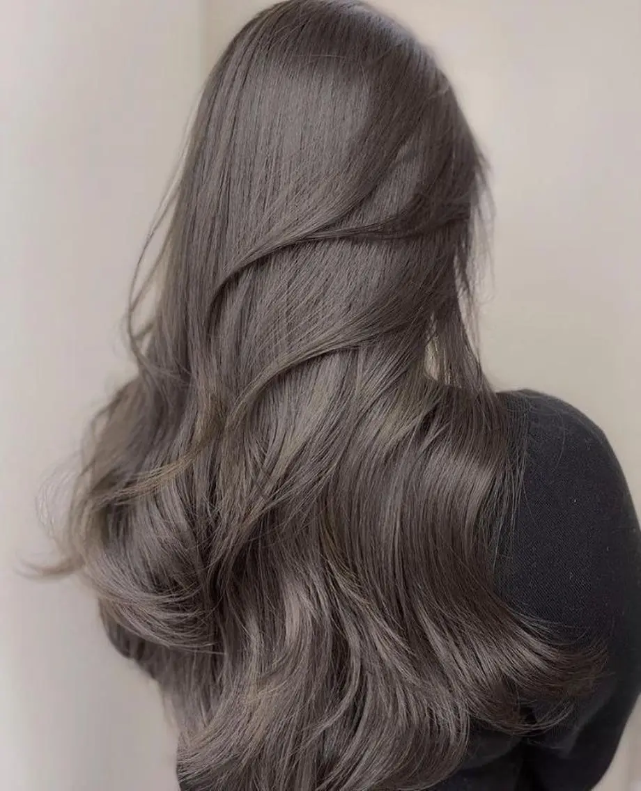 ロング アッシュ ハイライト 似合わせカット ヘアカラー 艶髪職人🫧 タイキのヘアスタイル