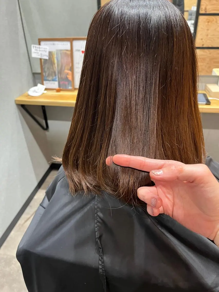セミロング カラー パーマ ヘアアレンジ メンズ キッズ ネイル マツエク・マツパ アイブロウ メンズブリーチ メンズハイライト メンズインナーカラー メンズ韓国風 ブリーチ 久木原 ゆりのヘアスタイル