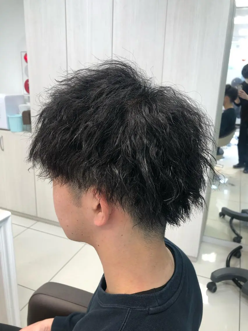メンズ カット パーマ トリートメント 炭木 一也のヘアスタイル