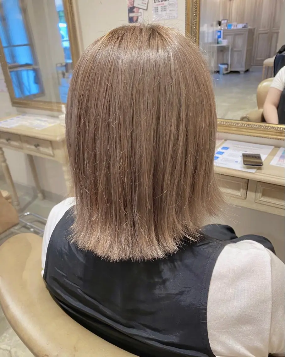 ミディアム カラー ベージュカラー ブリーチ ケアブリーチ イルミナカラー トリートメント ヘアカラー トリートメント 美髪・髪質改善 有田怜平のヘアスタイル