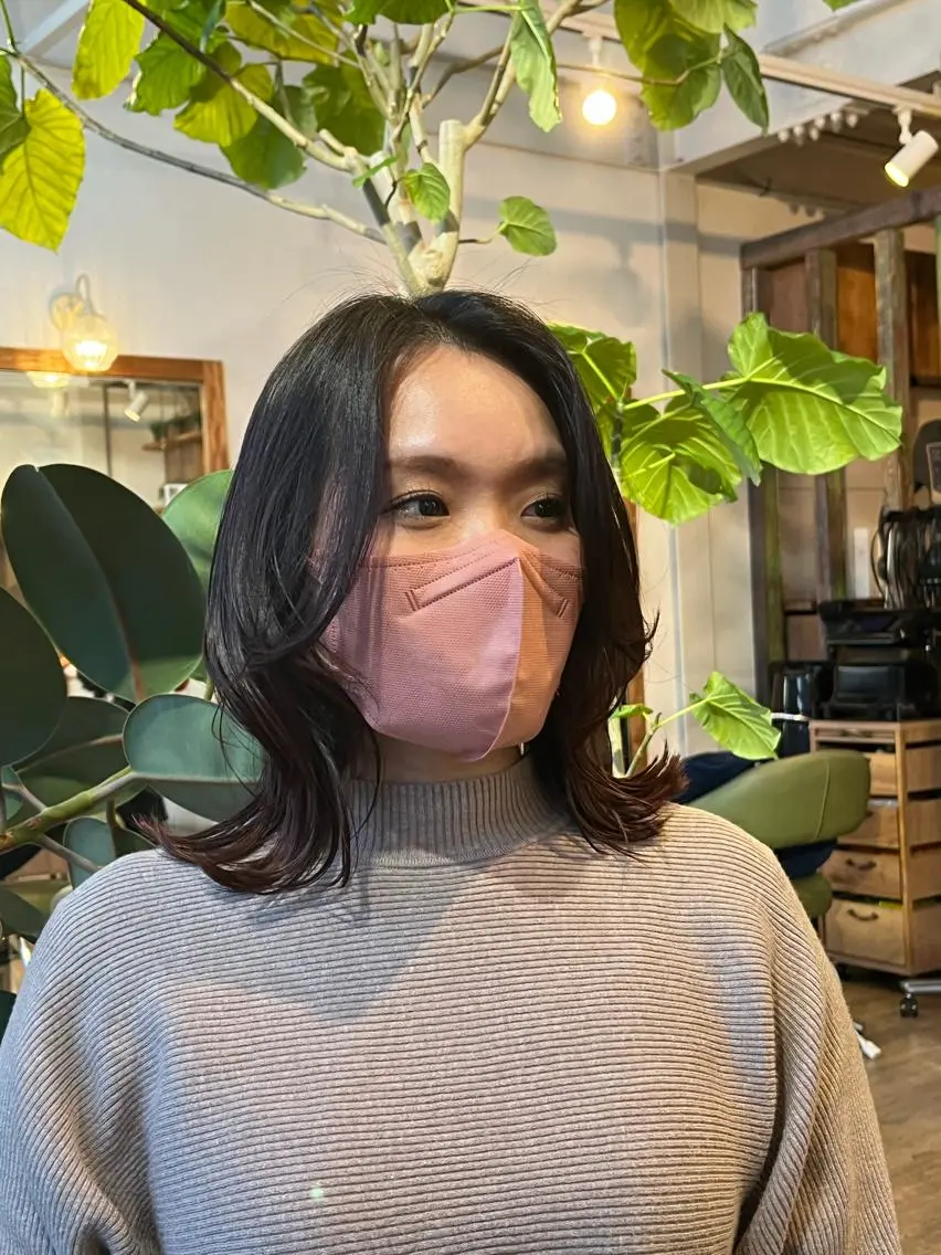 ミディアム 村松 花笑のヘアスタイル