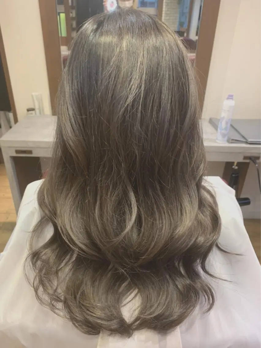 ロング カラー 透明感カラー ハイライトカラー ハイライト ✨ツヤ髪デザイナー ✨ひかり✨のヘアスタイル