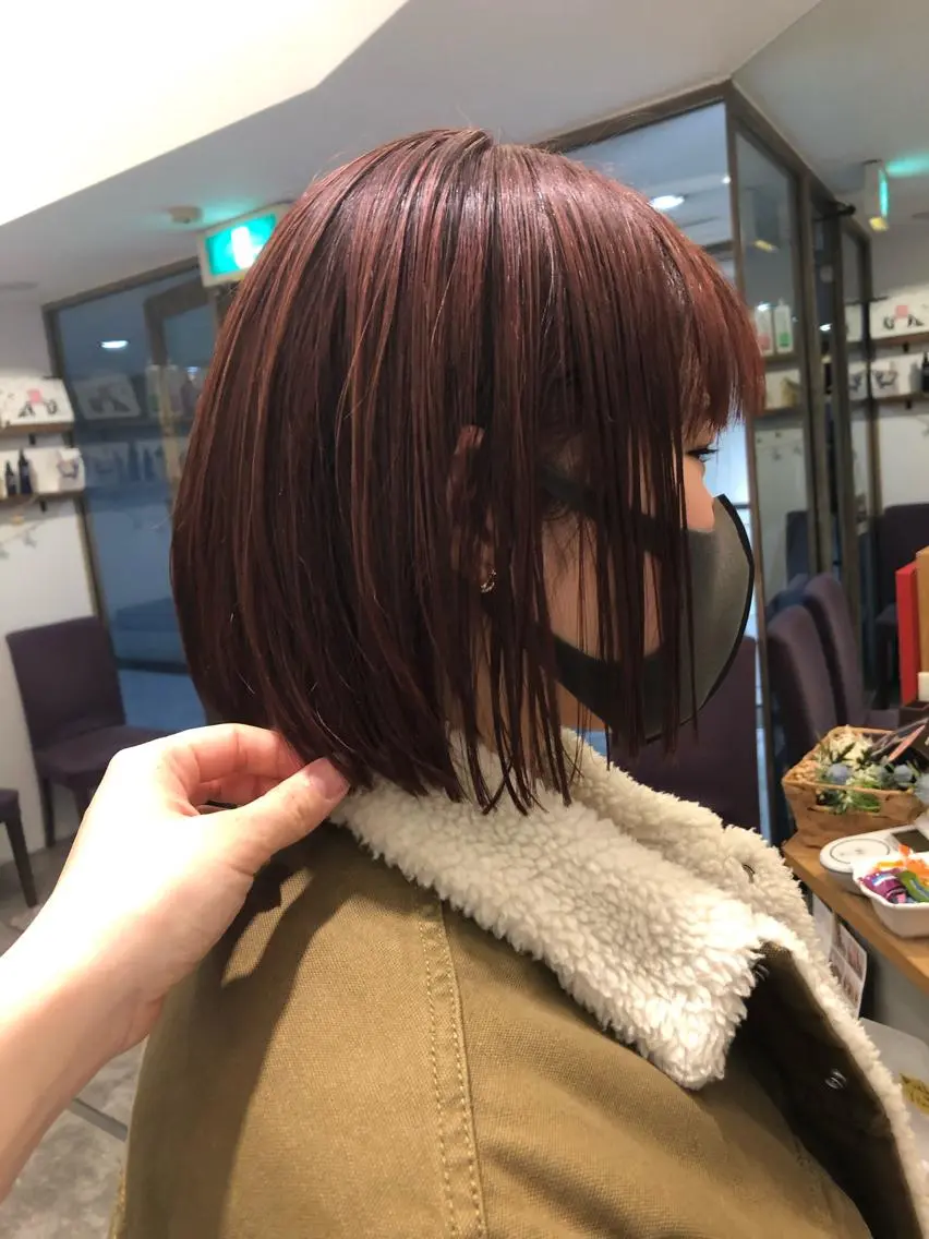 ショート カラー 切りっぱなしボブ ボブ カット ヘアカラー 奥野 紗弓のヘアスタイル