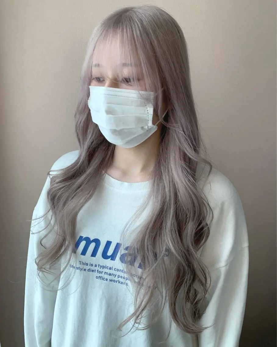 ロング カラー ベージュカラー ブリーチ ホワイトベージュ カット ヘアカラー トリートメント hubhair レイヤー/透明感のヘアスタイル