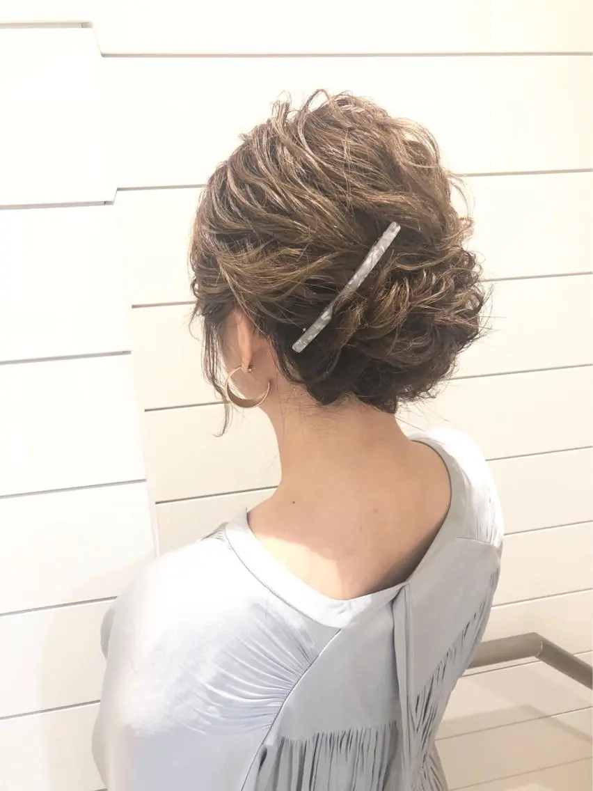ヘアアレンジ ヘアセット 鍵山 千秋のヘアスタイル