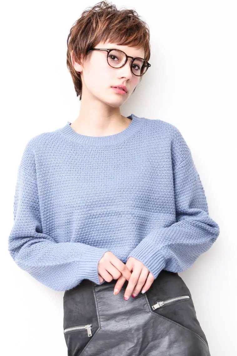 ショート カラー パーマ ベリーショート アッシュ 透明感カラー イルミナカラー 外国人風カラー THE USUAL ユージュアルのヘアスタイル