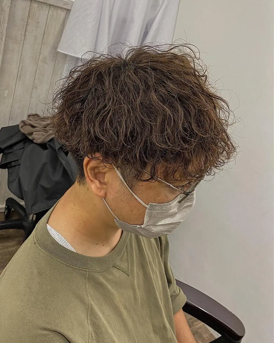 ショート パーマ メンズ 原田 涼矢のヘアスタイル