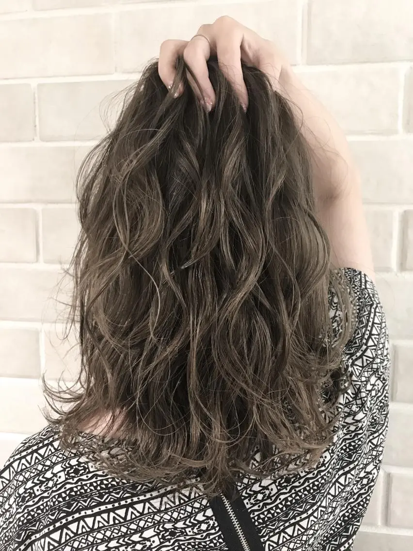 セミロング カラー グレージュ ハイライトカラー ハイライト ✂︎マンツーマン施術 ａｙｅ✂︎のヘアスタイル